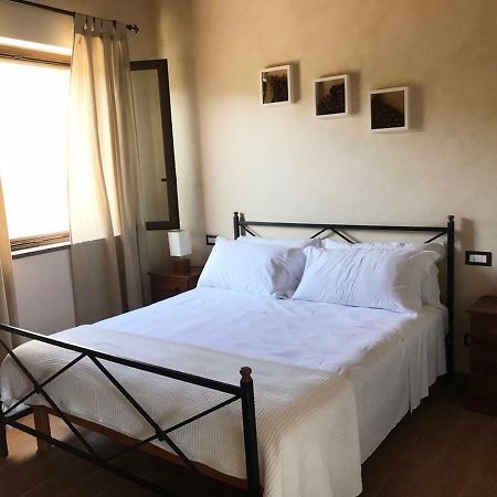 La Pergola Appartamenti Santa Lucia del Mela Zewnętrze zdjęcie