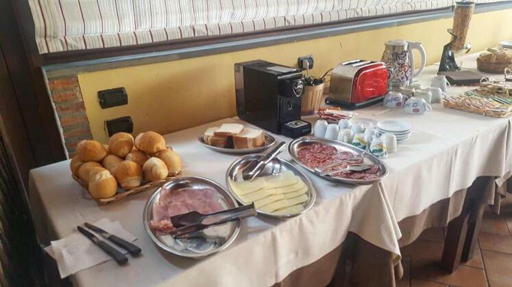 La Pergola Appartamenti Santa Lucia del Mela Zewnętrze zdjęcie